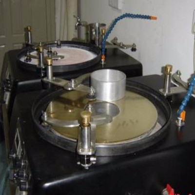 某光纖研磨車間